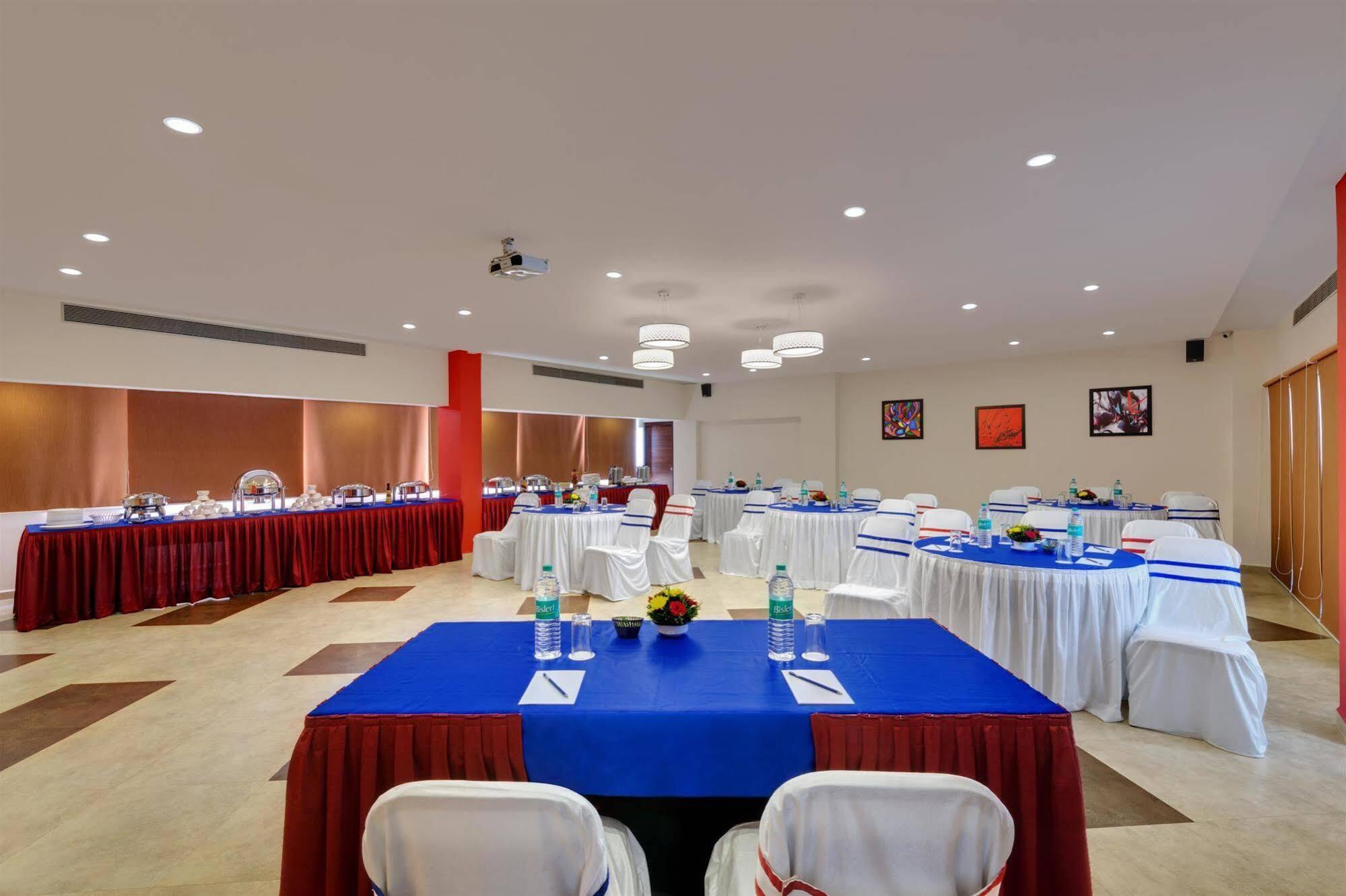 Best Western Alkapuri Vadodara Exterior foto